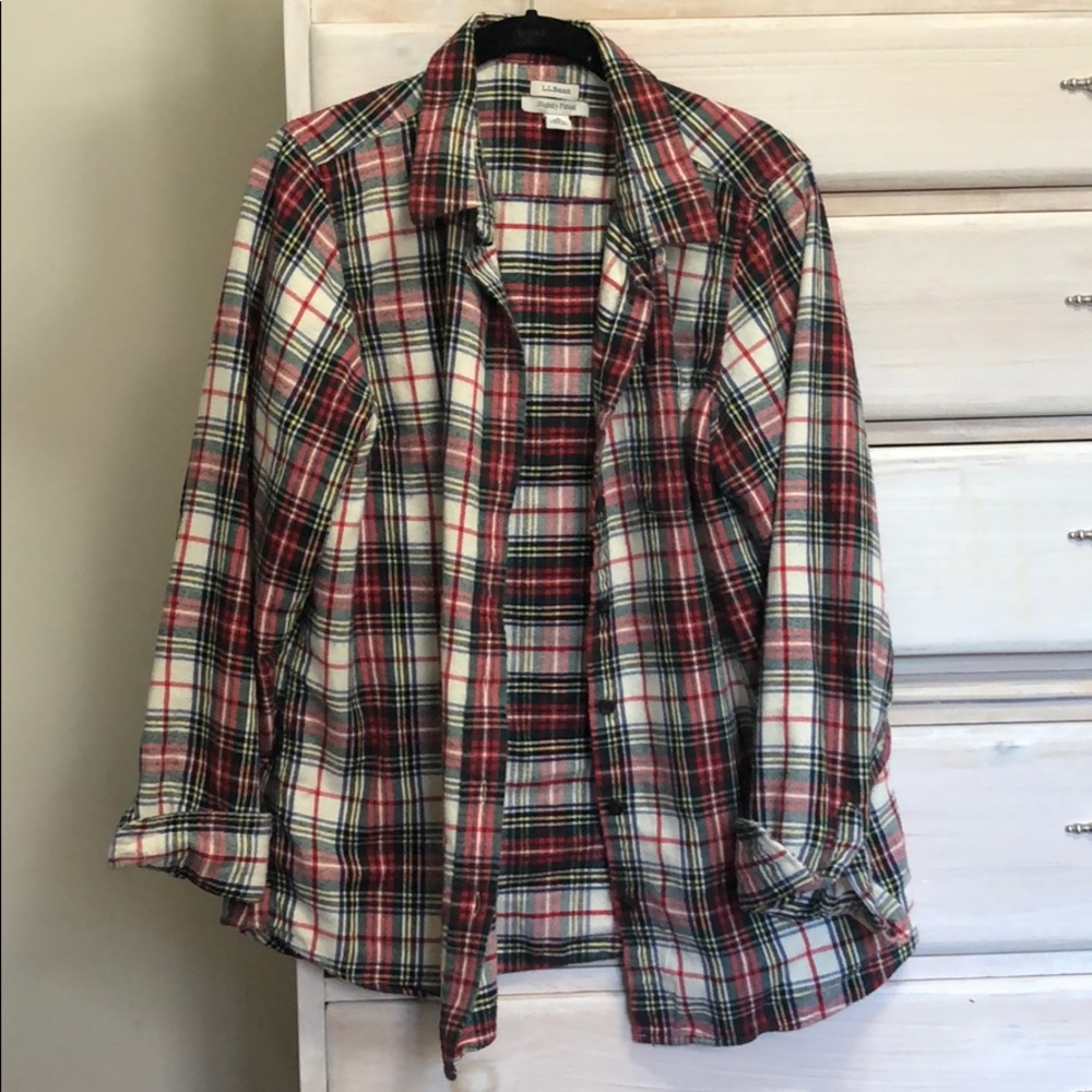 LL Bean Women's Scotch Plaid Flannel Shirt, Size L